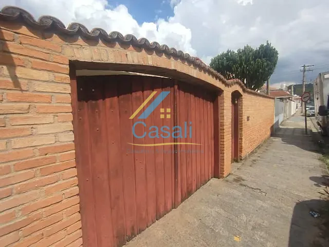 Casa para alugar, no bairro Centro em São Roque