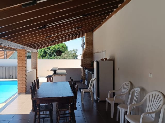 Casa com 300m² 1 quarto e 2 banheiros, à venda, no bairro Novo Horizonte em São Pedro