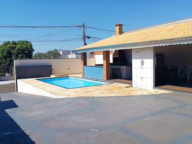 Casa com 300m² 1 quarto e 2 banheiros, à venda, no bairro Novo Horizonte em São Pedro
