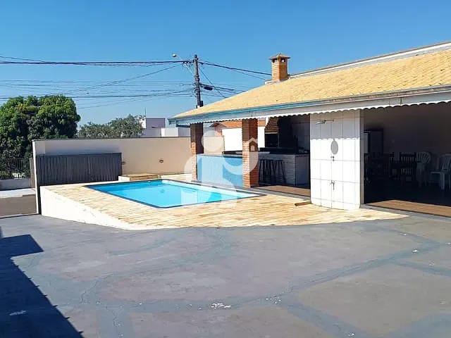 Casa com 300m² 1 quarto e 2 banheiros, à venda, no bairro Novo Horizonte em São Pedro