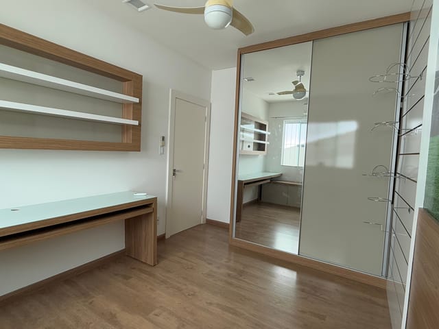 Casa 4 quartos e 5 banheiros, à venda, no bairro Belvedere em Governador Valadares
