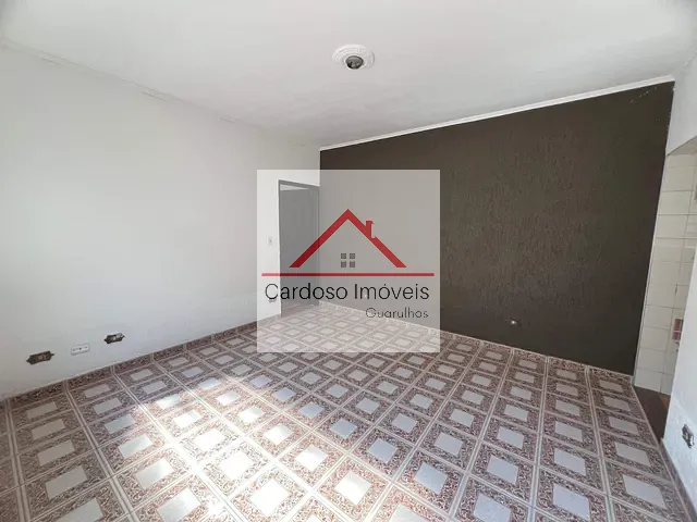 Casa com 180m² 2 quartos e 3 banheiros, à venda, no bairro Parque Cruzeiro do Sul em São Paulo