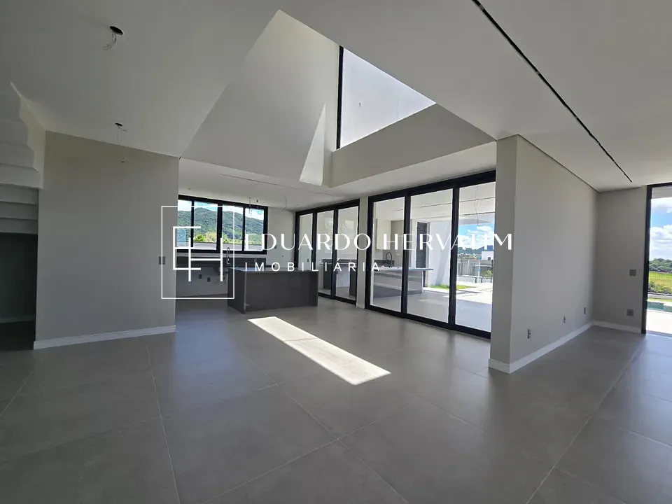 Casa, 4 quartos, 328 m² - Foto 3