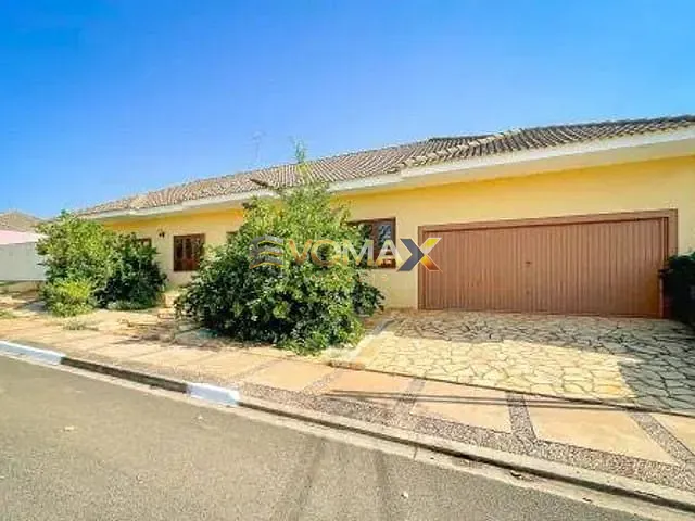 Casa 4 quartos e 7 banheiros, à venda, no bairro Jardim Marabá em Itapetininga