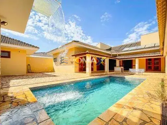 Casa 4 quartos e 7 banheiros, à venda, no bairro Jardim Marabá em Itapetininga