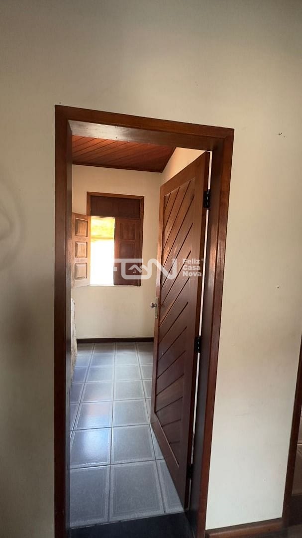 Casa à venda com 4 quartos, 10m² - Foto 23