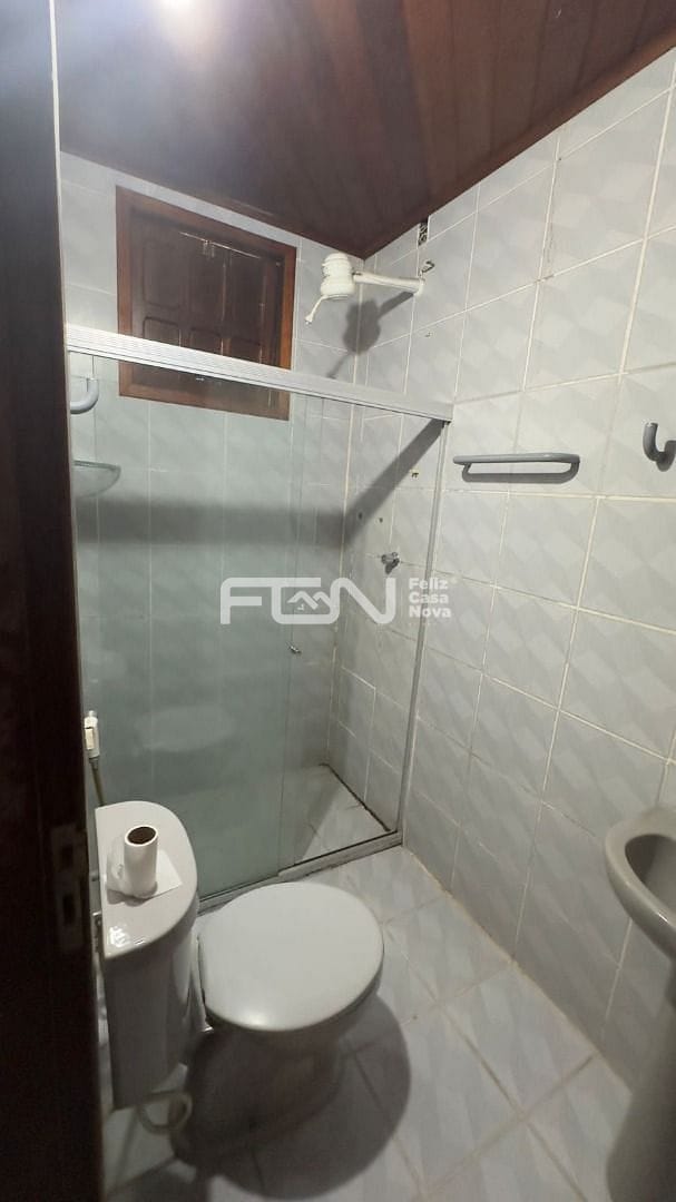 Casa à venda com 4 quartos, 10m² - Foto 12