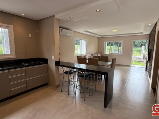 Casa com 100m² 3 quartos e 1 banheiro, à venda, no bairro Caravágio em Nova Prata