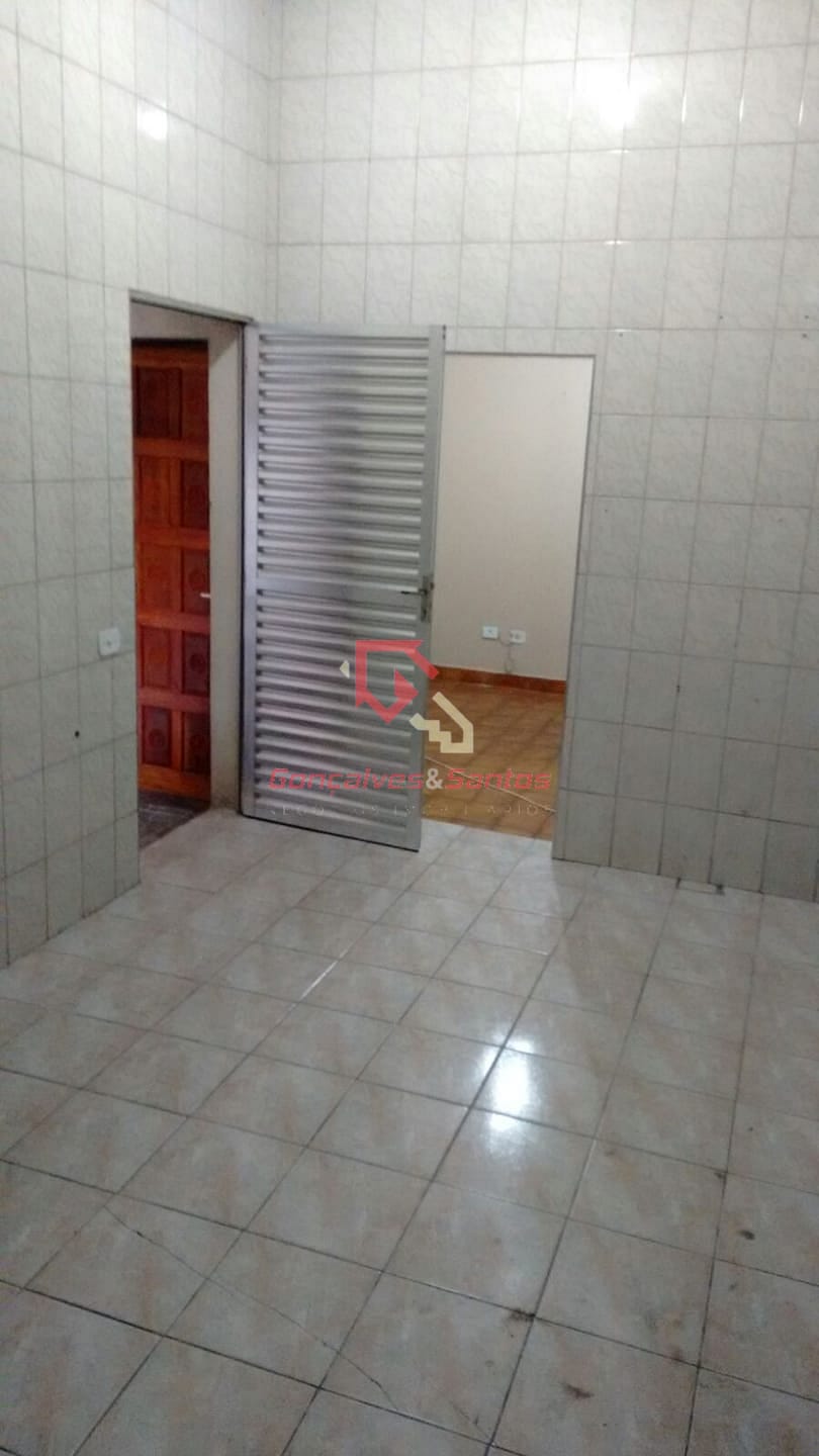 Casa à venda com 3 quartos, 10m² - Foto 5