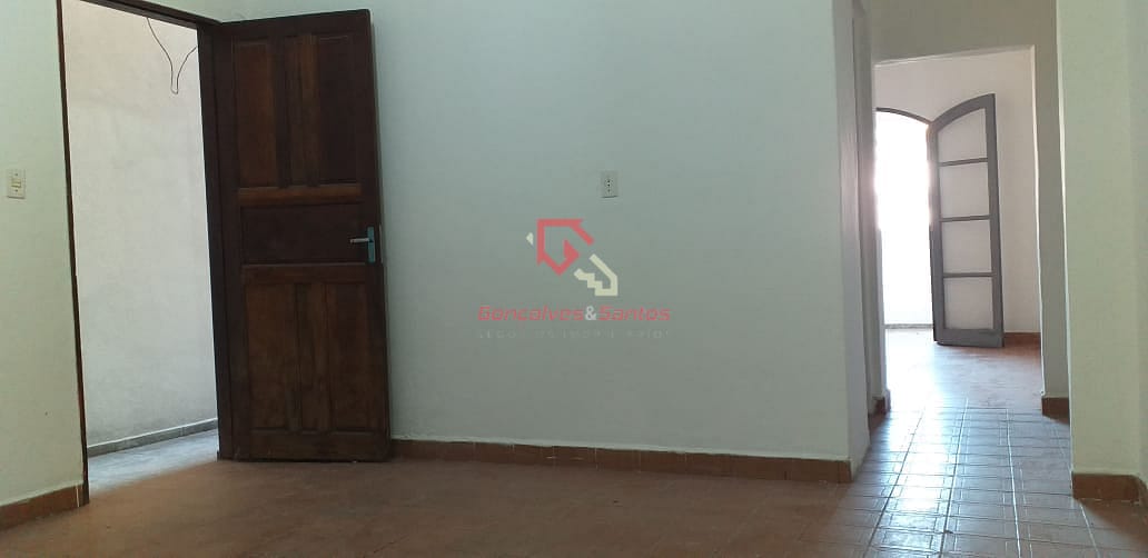Casa à venda com 3 quartos, 10m² - Foto 3