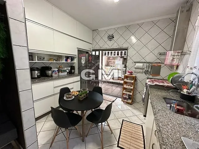 Casa com 205m² 2 quartos e 2 banheiros, à venda, no bairro Jardim Heitor Rigon em Ribeirão Preto
