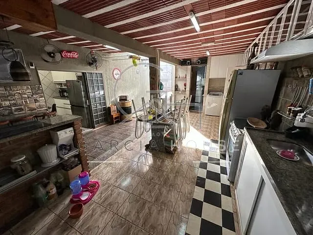 Casa com 205m² 2 quartos e 2 banheiros, à venda, no bairro Jardim Heitor Rigon em Ribeirão Preto