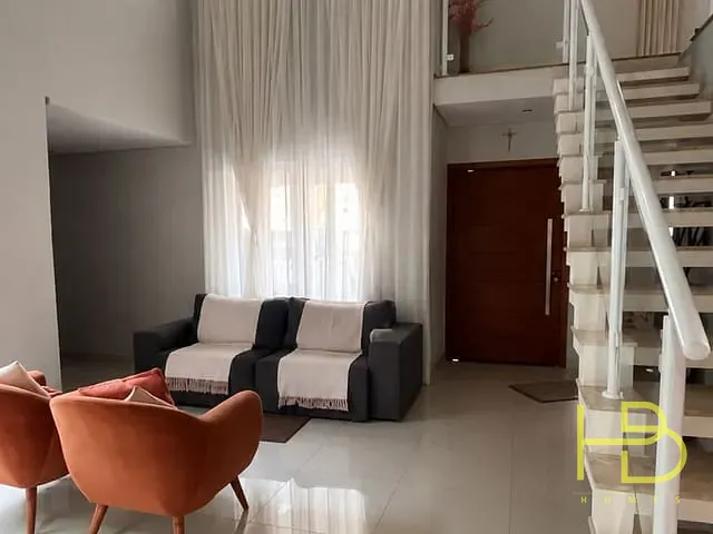 Casa 3 quartos e 2 banheiros, à venda ou para alugar, no bairro Zona Industrial em Sorocaba