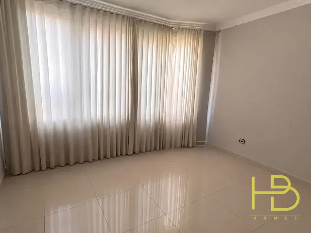 Casa 3 quartos e 2 banheiros, à venda ou para alugar, no bairro Zona Industrial em Sorocaba