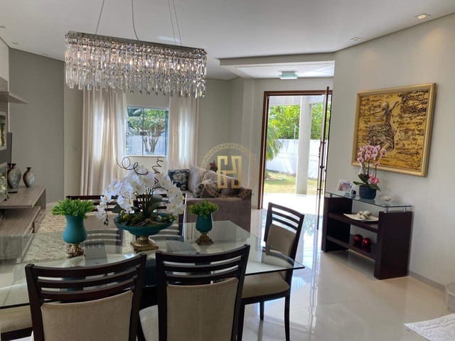 Casa com 1000m² 3 quartos e 2 banheiros, à venda, no bairro Centro em Nova Mutum