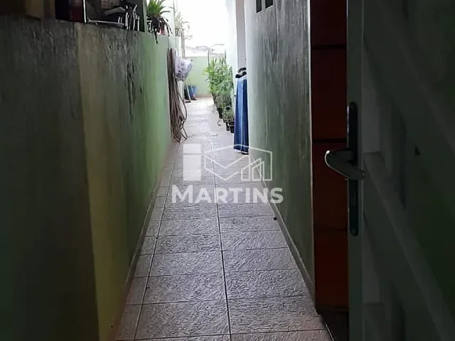 Casa 4 quartos e 2 banheiros, à venda, no bairro Parque Pirajussara em Embu das Artes