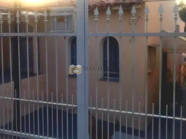 Casa 2 quartos e 1 banheiro, à venda, no bairro Vila Aparecida em Jundiaí