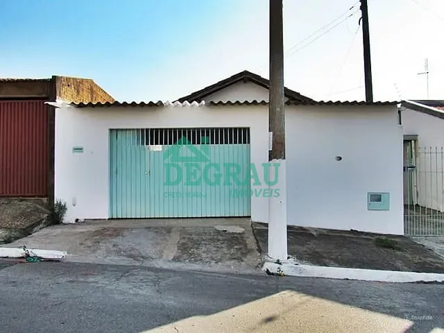 Casa com 200m² 2 quartos e 1 banheiro, à venda, no bairro Conjunto Habitacional Tancredo Neves em Itapeva