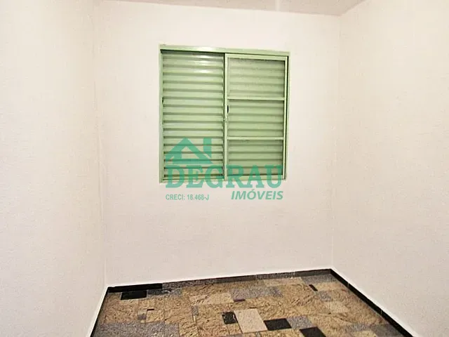 Casa com 200m² 2 quartos e 1 banheiro, à venda, no bairro Conjunto Habitacional Tancredo Neves em Itapeva