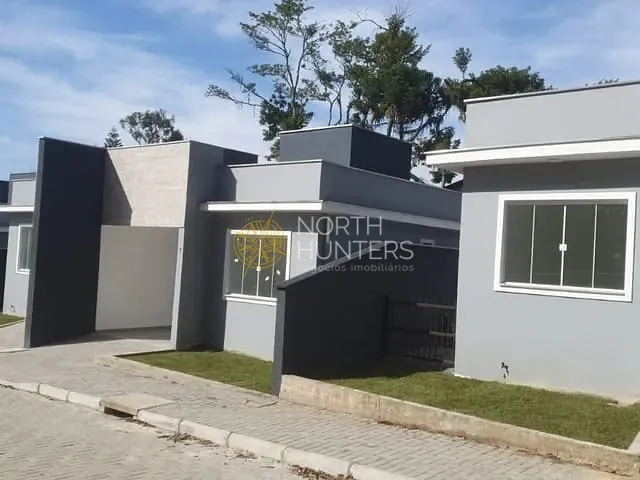 Casa com 72m² 1 quarto e 2 banheiros, à venda, no bairro Itinga em Joinville