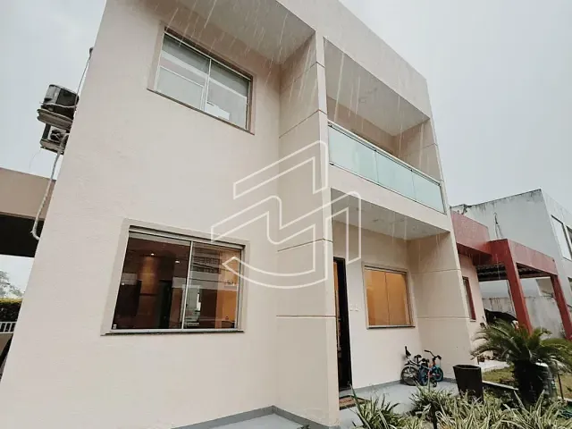 Casa 4 quartos e 3 banheiros, à venda, no bairro Parque Verde em Belém