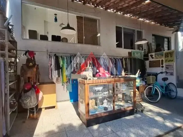 Casa com 267m² 3 quartos e 2 banheiros, à venda, no bairro São Francisco em Niterói