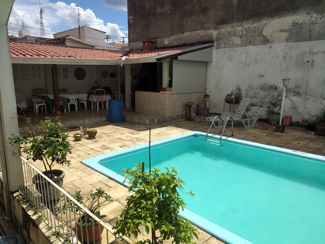 Casa com 372m² 4 quartos e 2 banheiros, à venda, no bairro Jardim Bonfiglioli em Jundiaí