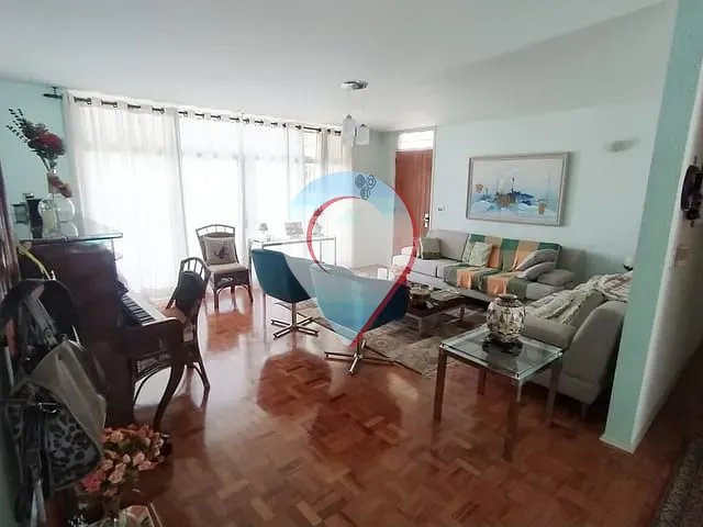 Casa com 372m² 4 quartos e 2 banheiros, à venda, no bairro Jardim Bonfiglioli em Jundiaí