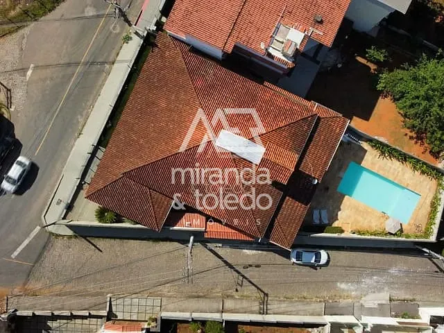 Casa com 589m² 3 quartos e 4 banheiros, à venda, no bairro Vila Rica em Cachoeiro De Itapemirim