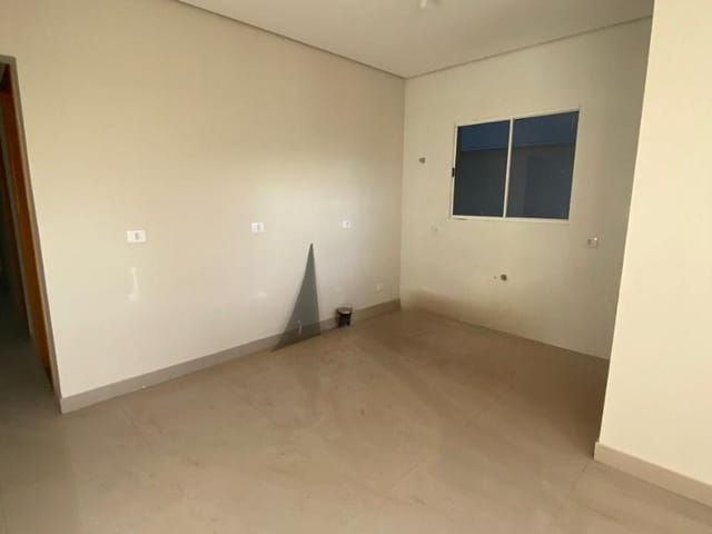 Casa com 150m², à venda, no bairro Alto do Café em Cambé