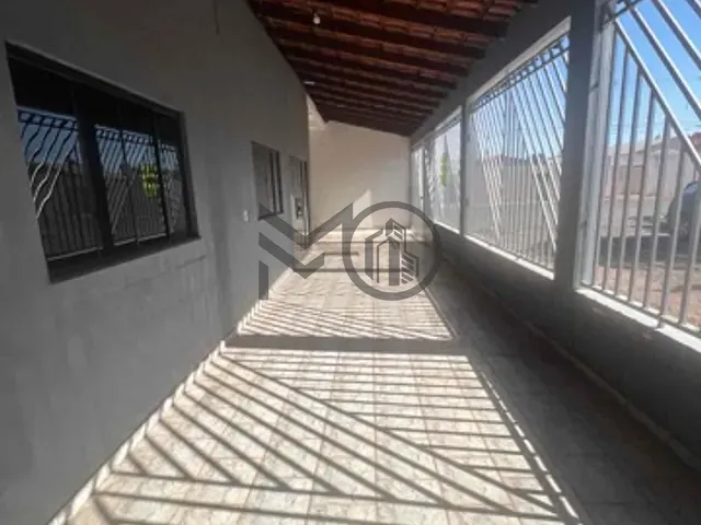 Casa com 250m² 3 quartos e 2 banheiros, à venda, no bairro CPA IV em Cuiabá