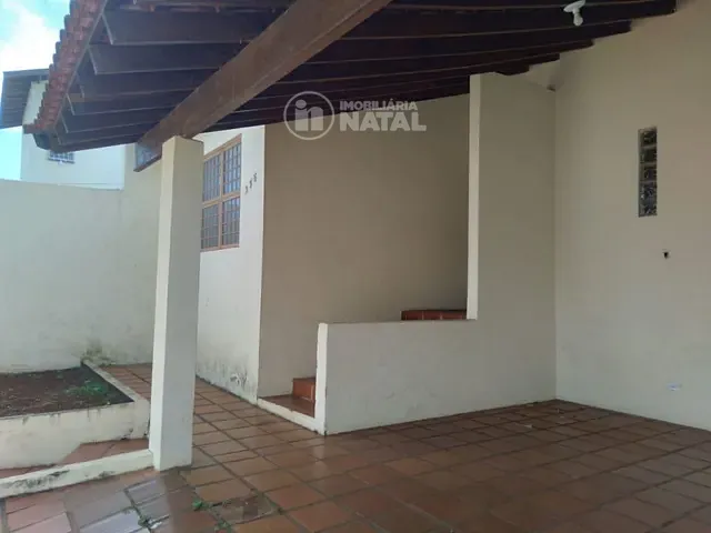 Casa com 275m² 3 quartos e 2 banheiros, à venda, no bairro Jardim Maringá em Londrina