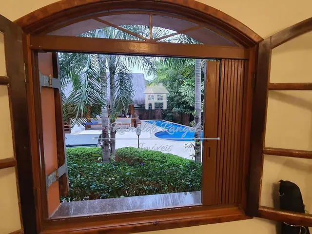 Casa com 1048m² 4 quartos e 6 banheiros, à venda, no bairro Jardim Marajoara em São Paulo