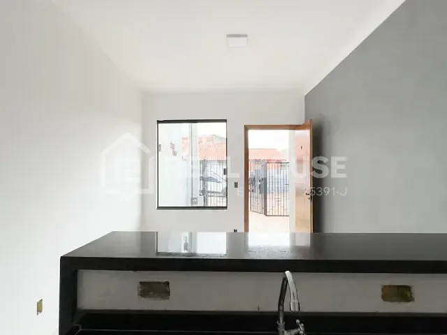 Casa 1 quarto e 1 banheiro, à venda, no bairro Jardim Cardoso em Sorocaba