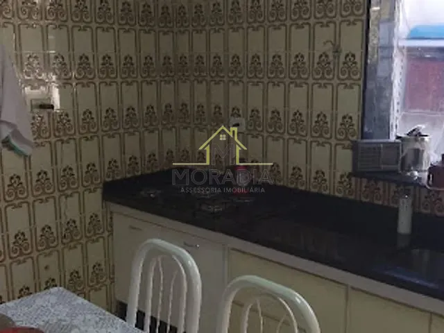 Casa com 352m² 5 quartos e 2 banheiros, à venda, no bairro Vila Rica em Guaxupé