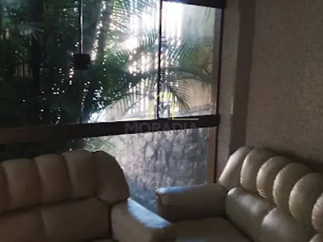 Casa com 352m² 5 quartos e 2 banheiros, à venda, no bairro Vila Rica em Guaxupé