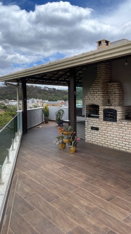 Casa 3 quartos e 2 banheiros, para alugar, no bairro Novo Centro em Santa Luzia