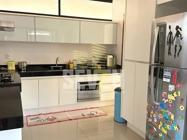 Casa com 450m² 4 quartos e 5 banheiros, à venda, no bairro Residencial Lago Sul em Bauru