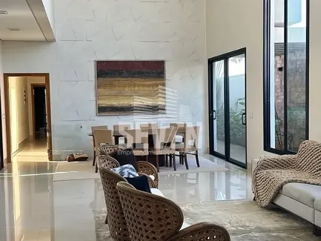 Casa com 450m² 4 quartos e 5 banheiros, à venda, no bairro Residencial Lago Sul em Bauru