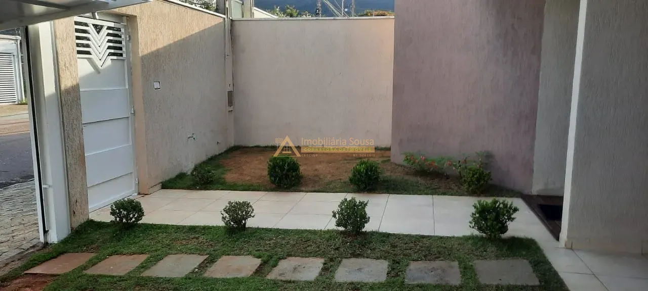 Casa, 3 quartos, 243 m² - Foto 2