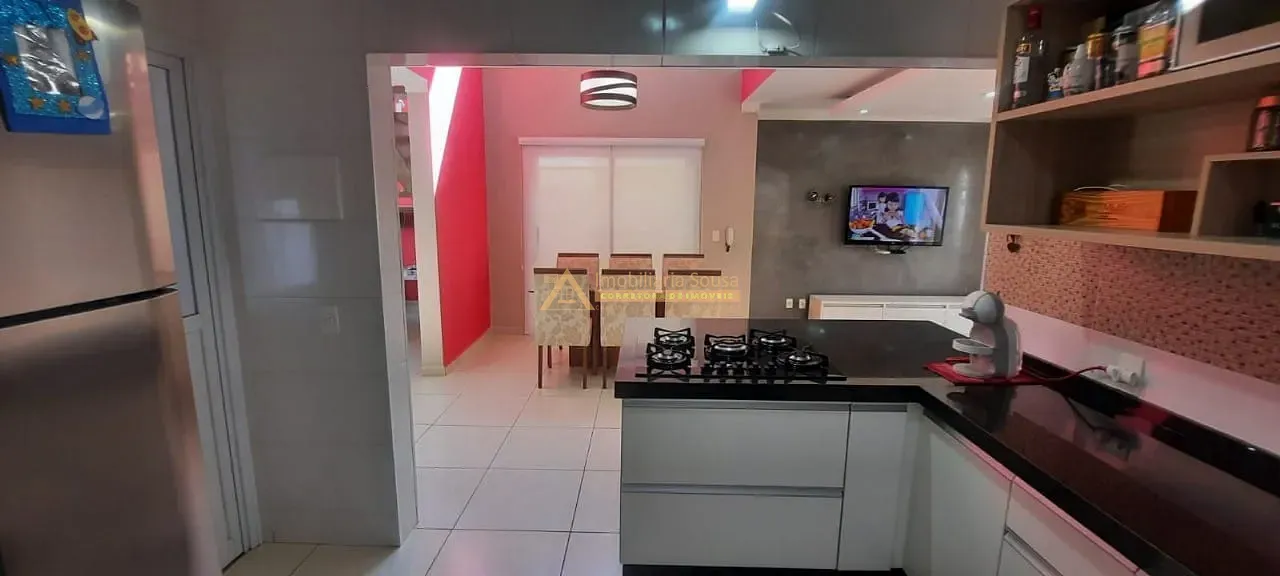 Casa, 3 quartos, 243 m² - Foto 36