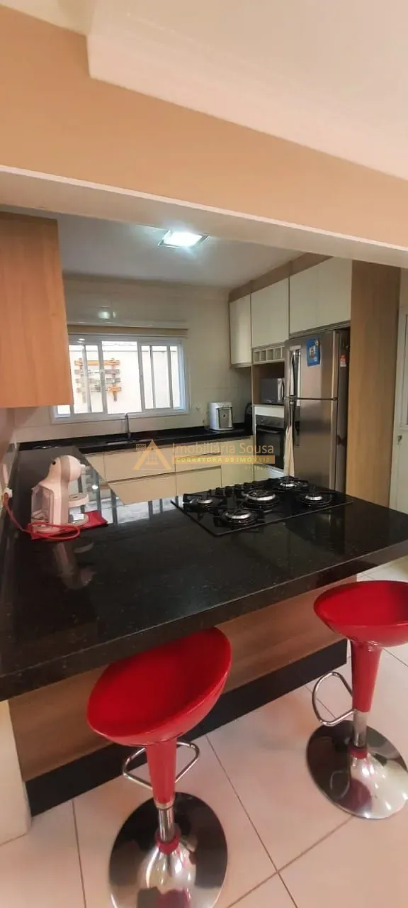 Casa, 3 quartos, 243 m² - Foto 38