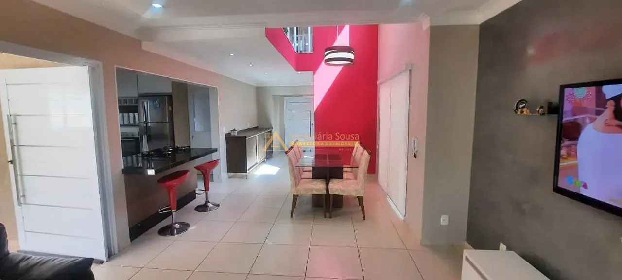 Casa, 3 quartos, 243 m² - Foto 48