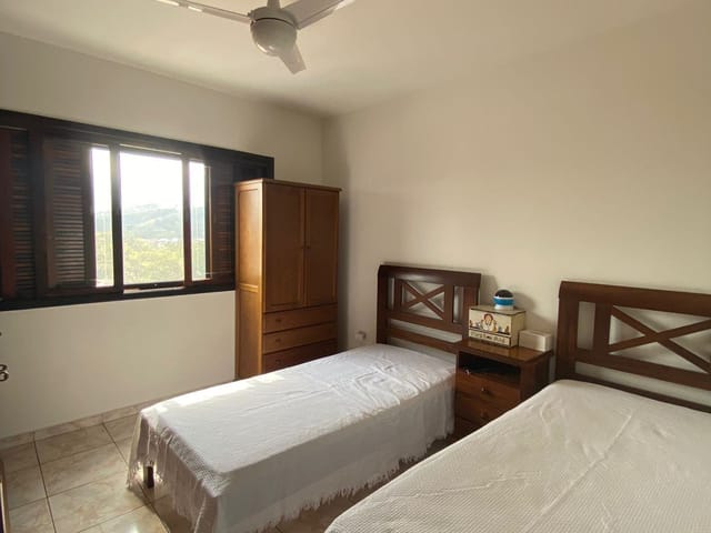 Casa 3 quartos e 4 banheiros, à venda, no bairro Parque Continental II em Guarulhos