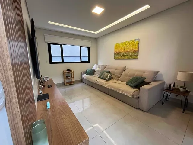 Casa com 360m² 3 quartos e 2 banheiros, à venda, no bairro Swiss Park em Campinas