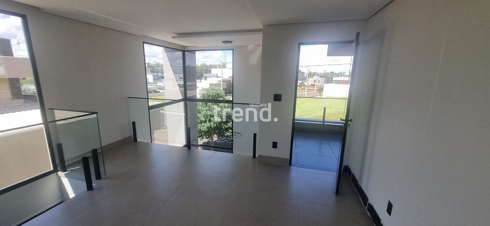 Casa à venda com 3 quartos, 211m² - Foto 8