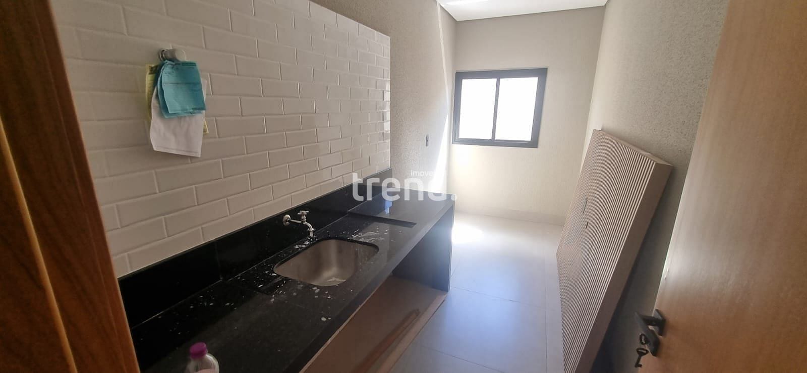 Casa à venda com 3 quartos, 211m² - Foto 24