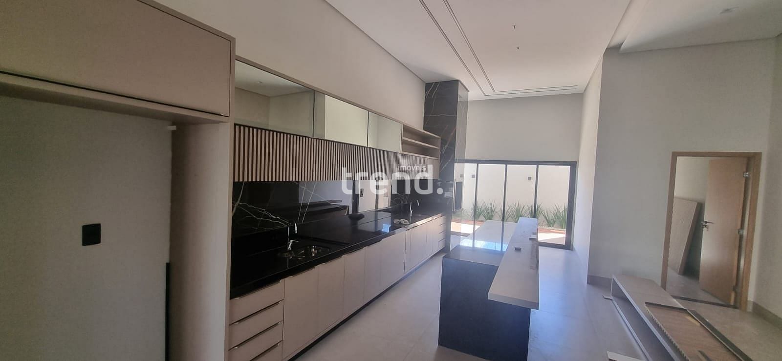 Casa à venda com 3 quartos, 211m² - Foto 22