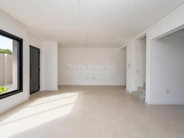 Casa com 189m² 3 quartos e 3 banheiros, à venda, no bairro Jardim Social em Curitiba