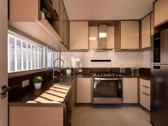Casa com 383m² 3 quartos e 1 banheiro, à venda, no bairro Centro em Pelotas